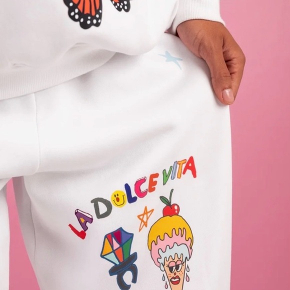 Mayfair x ISCREAMCOLOUR “somebody loves you” sweatsuit. - Picture 4 of 10